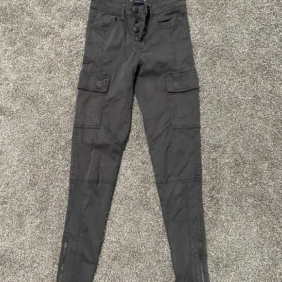 American Eagle Jeans - Good Condition - Picture 1 of 2